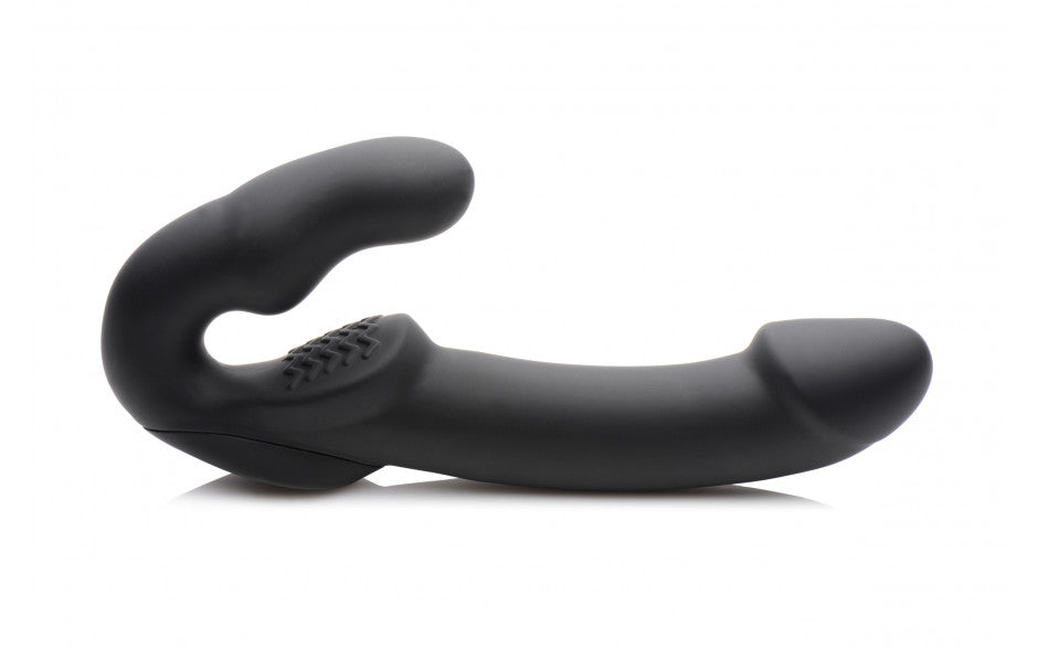 Strap U | Evoke Rechargeable Vibrating Silicone Strapless Strap On - Black Duchess and Daisy Australia Evoke Rechargeable Vibrating Silicone Strapless Strap On - Black $169AUD Duchess and Daisy Australia. FREE SHIPPING Ensure the satisfaction of both you and your lover with an elegant strapless strap-on that vibrates! 